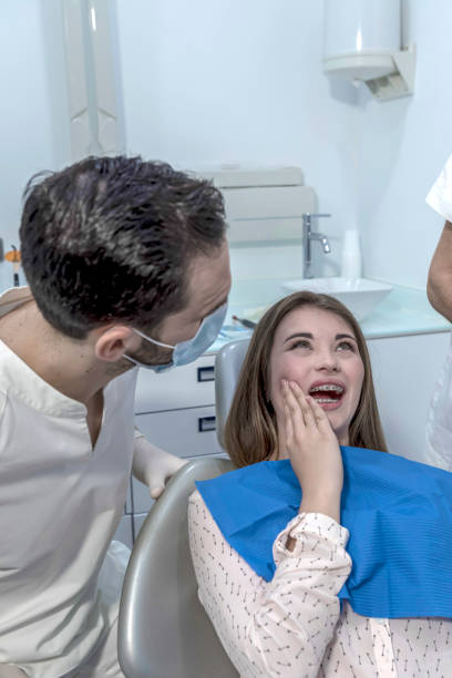Best Emergency Wisdom Tooth Extraction in Vandenberg Village, CA